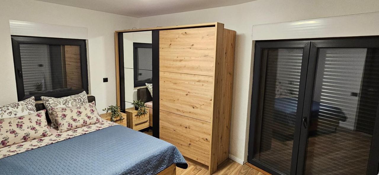 Betty Apartments Borik - Whole Ground Floor Rovinj Exterior foto